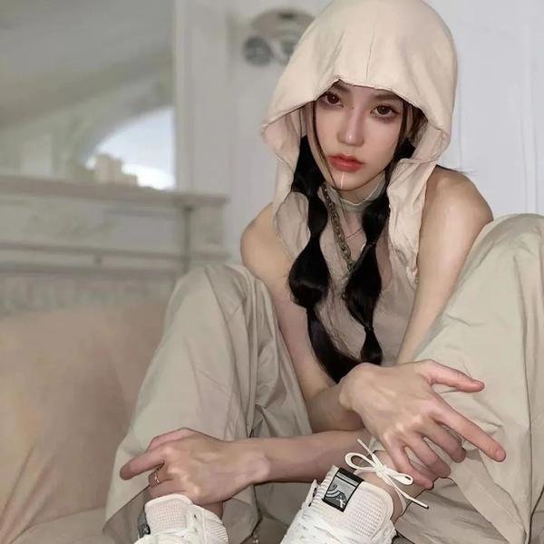 纯真小镇的夫人
